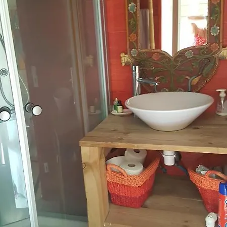 D'hotes Chalet Des Oliviers B&B